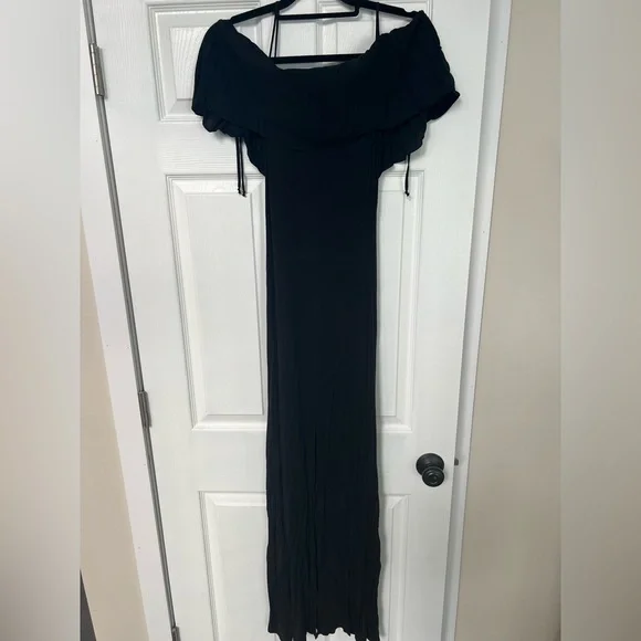 Off shoulder BCBGeneration maxi dress - Picture 2 of 4